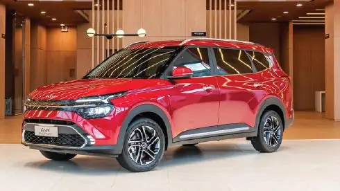 Thép Trong Bệ Máy Nằm Dưới Thân Xe Ô Tô Thép Trong Bệ Máy Nằm Dưới Thân Xe Ô Tô