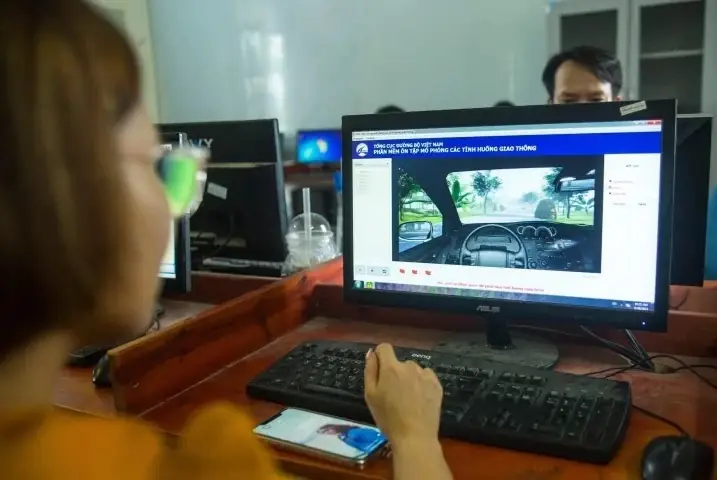 Hướng Dẫn Thi Lý Thuyết Lái Xe Ô Tô Hạng B1 Chi Tiết Và Hiệu Quả Nhất