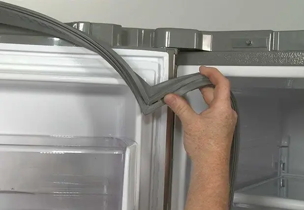 Do Gioăng Tủ Lạnh Bị Hở Do Gioăng Tủ Lạnh Bị Hở