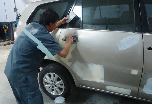 Dụng Cụ Sửa Xe Ô Tô Chuyên Nghiệp: Cẩm Nang Từ Cơ Bản Đến Nâng Cao Dụng Cụ Sửa Xe Ô Tô Chuyên Nghiệp: Cẩm Nang Từ Cơ Bản Đến Nâng Cao