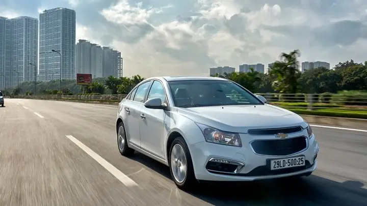 Thông Số Kỹ Thuật Xe Ô Tô Lacetti: Toàn Diện Từ A Đến Z Thông Số Kỹ Thuật Xe Ô Tô Lacetti: Toàn Diện Từ A Đến Z