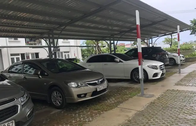 Thuê Bãi Giữ Xe Ô Tô Tại Hà Nội: Kinh Nghiệm Chọn Nơi An Toàn, Tiết Kiệm