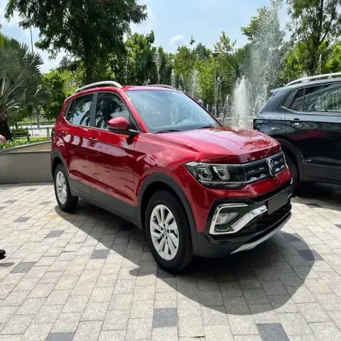 Thuê Xe Ô Tô Tự Lái Quận 7 – Giải Pháp Di Chuyển Linh Hoạt, Tiện Lợi Cùng Bom Car