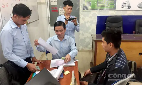 Trường Dạy Lái Xe Ô Tô Hoàng Lộc Trường Dạy Lái Xe Ô Tô Hoàng Lộc