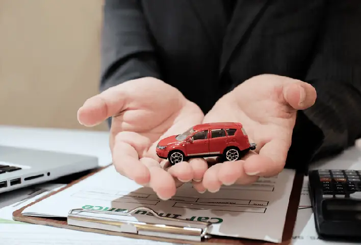 Bảo Hiểm Ô Tô Có Bắt Buộc Không?