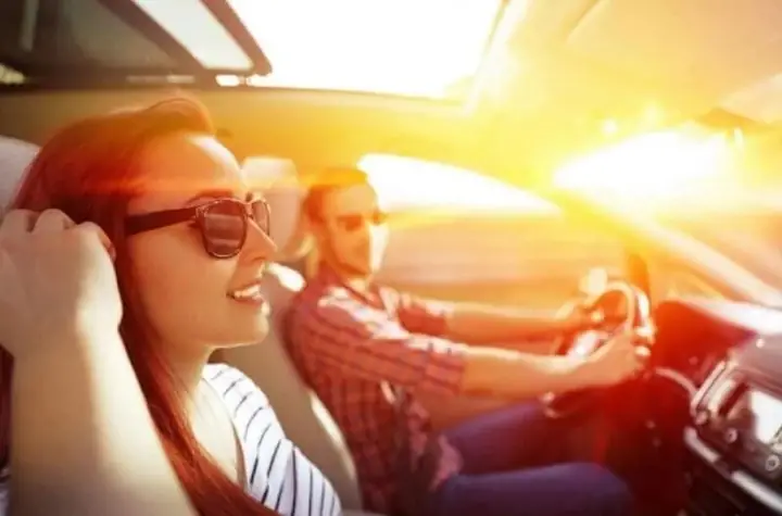 Có Nên Mua Rèm Che Nắng Cho Xe Audi Không? Có Nên Mua Rèm Che Nắng Cho Xe Audi Không?