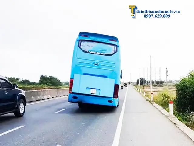 Nguyên Nhân Làm Cho Xe Ô Tô Nghiêng Một Bên Nguyên Nhân Làm Cho Xe Ô Tô Nghiêng Một Bên