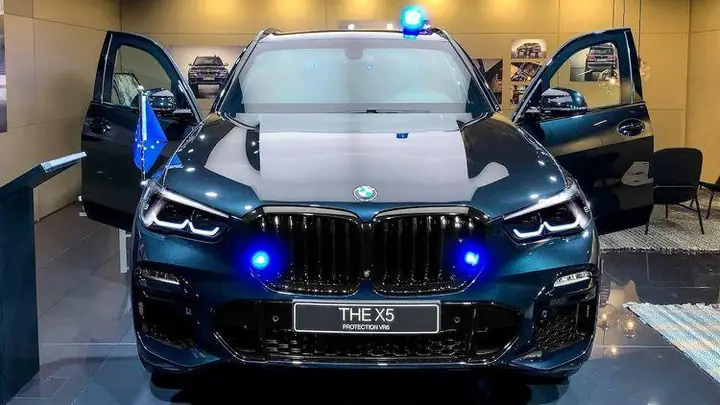 Xe Ô Tô Bọc Thép