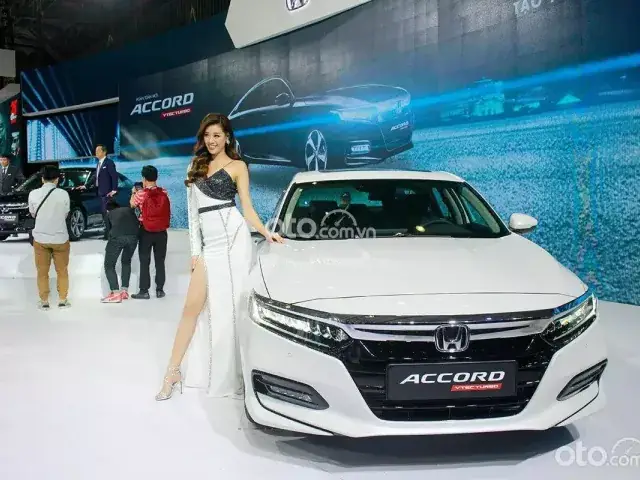 Giá»i Thiá»u Xe Honda Accord