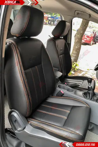 Xe Ô Tô Mercedes 5 Chỗ