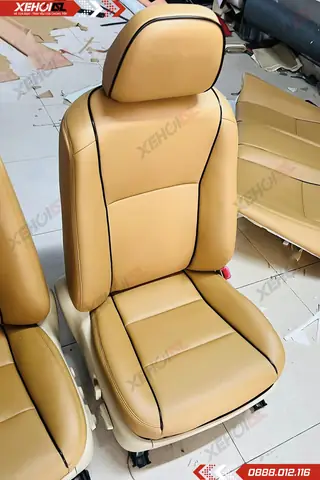 Xe Ô Tô Mercedes 5 Chỗ