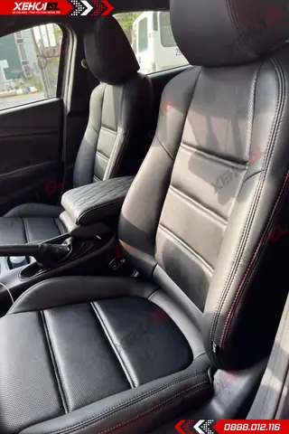 Xe Ô Tô Mercedes 5 Chỗ