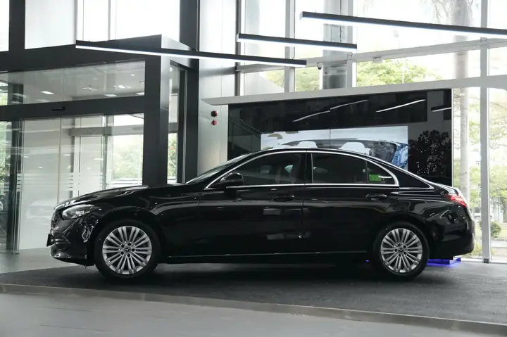 Xe Ô Tô Mercedes C200