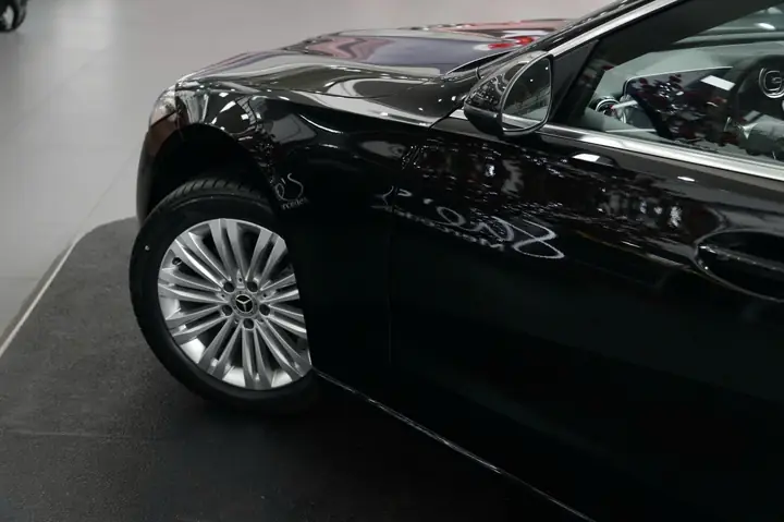 Xe Ô Tô Mercedes C200