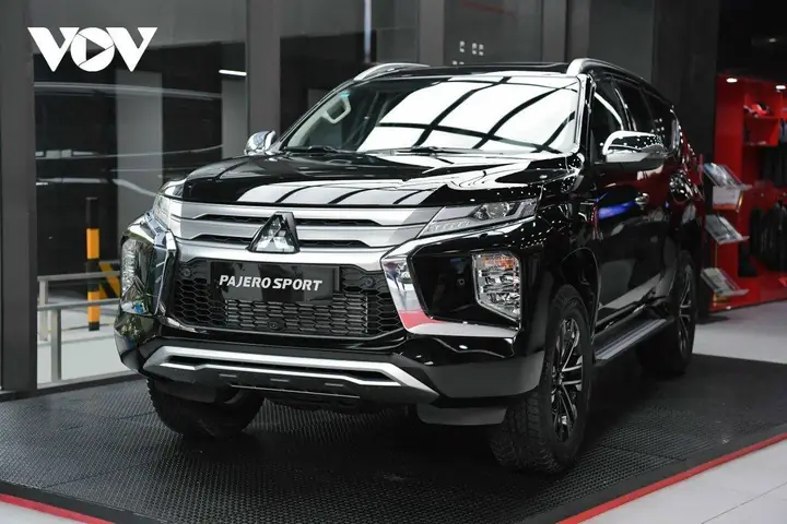 Tổng Quan Về Dòng Xe Mitsubishi 7 Chỗ Máy Dầu