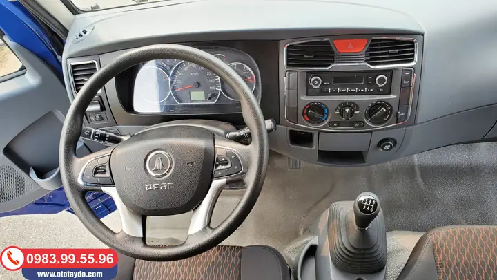 Các Trang Thiết Bị Nội Thất Trên Xe Tải Nissan 5 Tấn