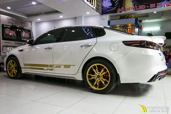 Tại Sao Dán Decal Ô Tô Trở Thành Xu Hướng Hot Nhất Hiện Nay