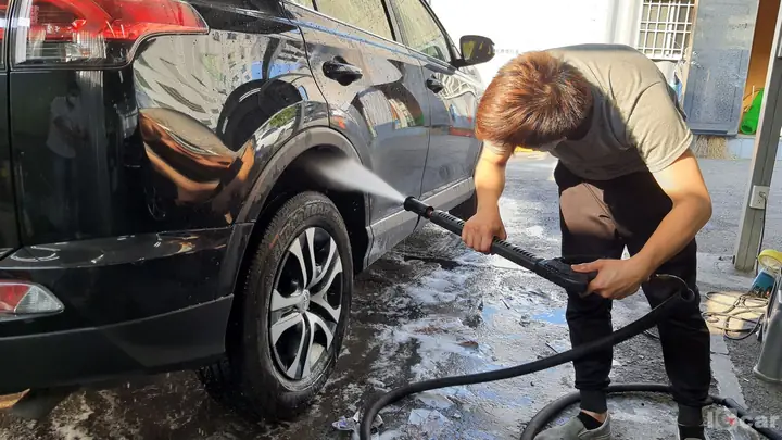 Ưu Điểm Khi Sử Dụng Máy Xịt Rửa Xe Áp Lực Cao