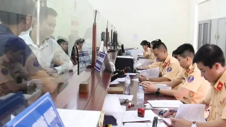 Kiểm Tra Và Nộp Giấy Khai Tại Cơ Quan Có Thẩm Quyền Kiểm Tra Và Nộp Giấy Khai Tại Cơ Quan Có Thẩm Quyền