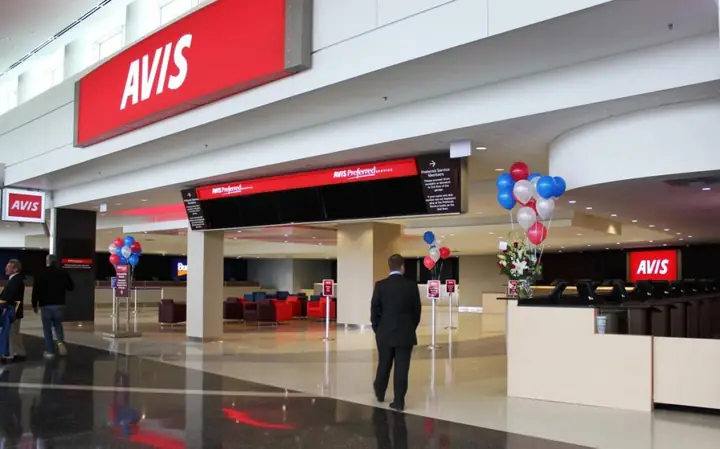 Thuê Xe Cao Cấp - Dịch Vụ Chuyên Nghiệp - Avis Việt Nam - Dịch Vụ ...