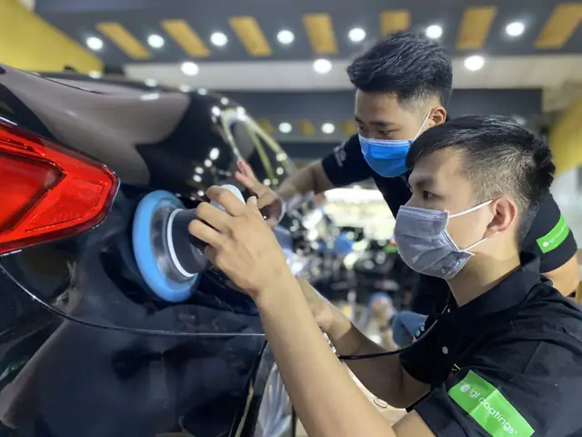 Có Nên Đánh Bóng Xe Ô Tô Thường Xuyên Không? | Vietnam Car Care
