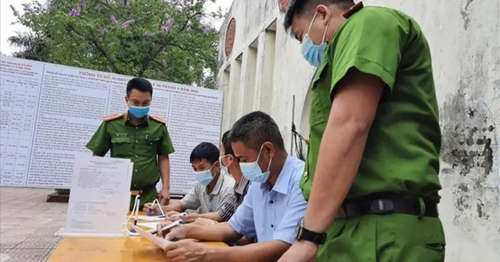 Từ 2025, Công An Xã Có Quyền Xử Phạt Ôtô Những Vi Phạm Nào