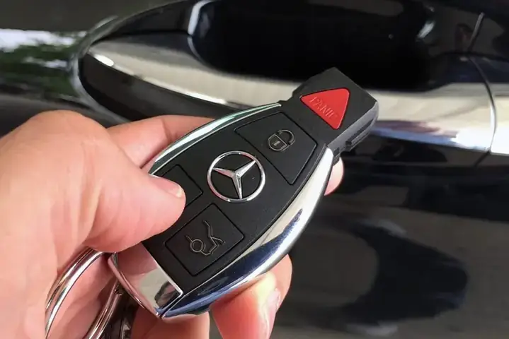 Cửa Xe Ô Tô Khó Mở: Nguyên Nhân & Cách Khắc Phục Hiệu Quả ... Cửa Xe Ô Tô Khó Mở: Nguyên Nhân & Cách Khắc Phục Hiệu Quả ...