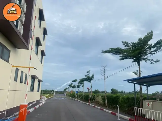 Tại Sao Nên Lắp Đặt Hệ Thống Giữ Xe Ô Tô Thông Minh?
