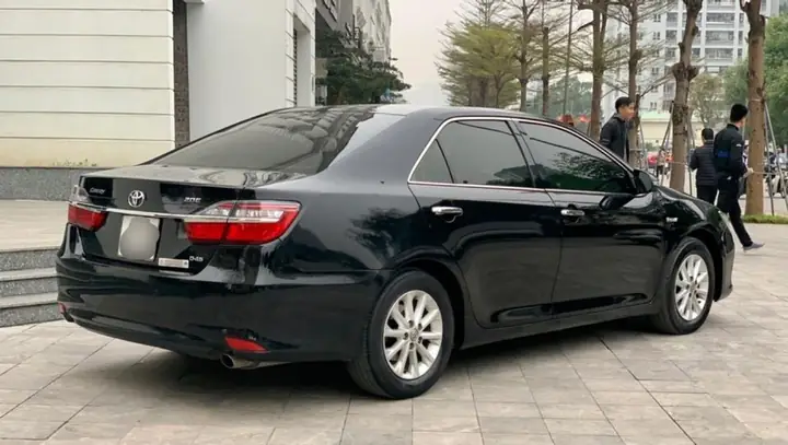 Tổng Quan Về Thị Trường Xe Ô Tô Camry Cũ Tại Việt Nam