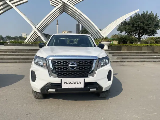 Nissan Navara 1 Cầu - Cập Nhật Giá Xe Chính Xác Và Liên Tục Nissan Navara 1 Cầu - Cập Nhật Giá Xe Chính Xác Và Liên Tục