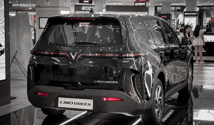 Bảng Giá Xe Ô Tô Điện Vinfast 7 Chỗ