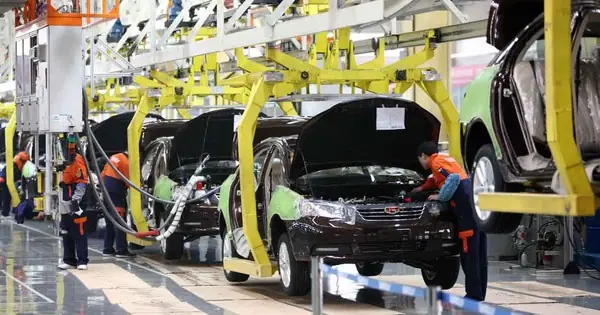 Giảm 50% Lệ Phí Trước Bạ Đối Với Ô Tô Sản Xuất, Lắp Ráp Trong Nước