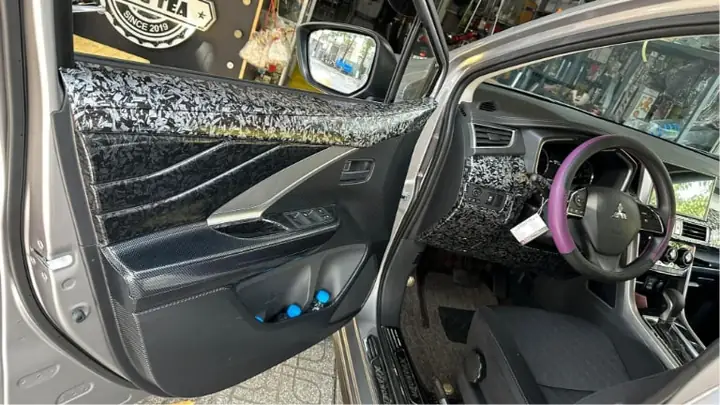 Dán Decal Nội Thất Xe Ô Tô Giá Rẻ Bền Đẹp 2025