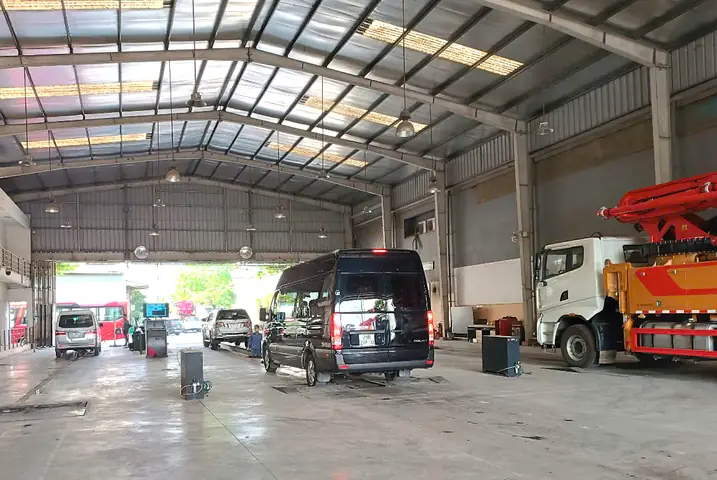 Ô Tô Đi Đăng Kiểm Xuất Trình Đăng Ký Xe Trên Vneid Được Không?
