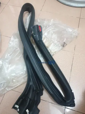 Gioăng Khung Cửa Kia Koup 2008-2013 821501m200 - Phụ Tùng 169