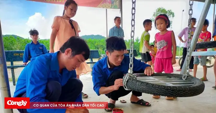 Biến Lốp Xe Cũ Thành Đồ Chơi Hữu Ích Cho Trẻ Em Nghèo Miền Núi Biến Lốp Xe Cũ Thành Đồ Chơi Hữu Ích Cho Trẻ Em Nghèo Miền Núi