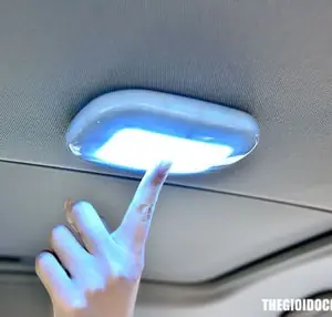 Đèn Led Dán Trần Xe Ô Tô (mẫu 3) Đèn Led Dán Trần Xe Ô Tô (mẫu 3)