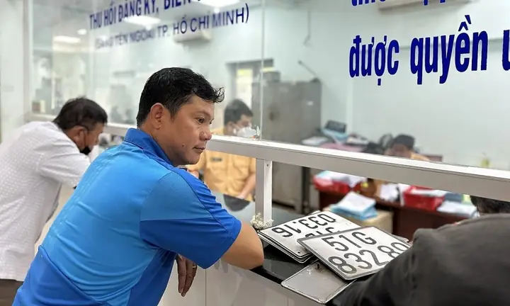 Phí Ra Biển Số Ôtô Tại Hà Nội, Tp Hcm Giảm Còn 14 Triệu Đồng - Báo ...