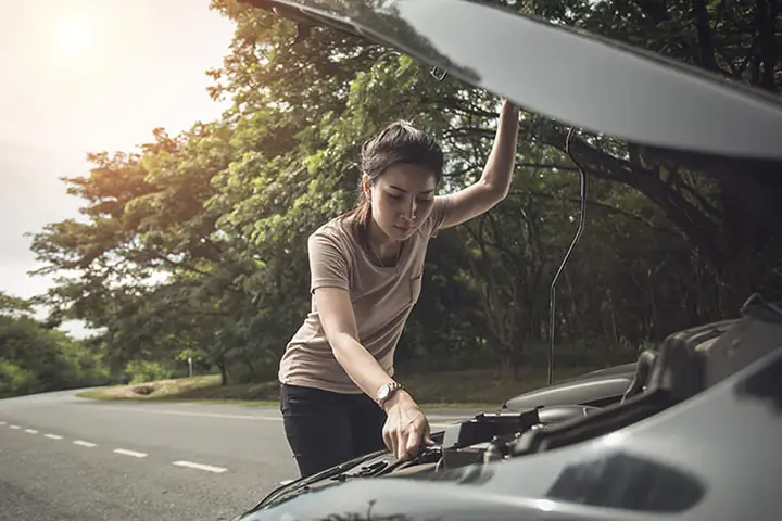 Nguyên Nhân & Cách Xử Lý Xe Ô Tô Bị Chết Máy Khi Giảm Ga
