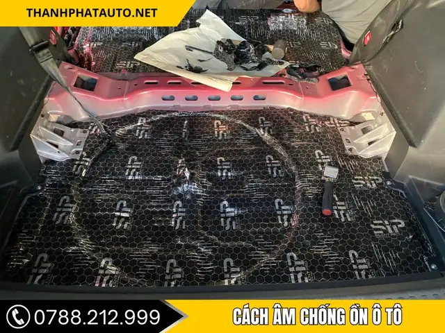 Dịch Vụ Cách Âm Chống Ồn Ô Tô – Giải Pháp Yên Tĩnh Cho Xe