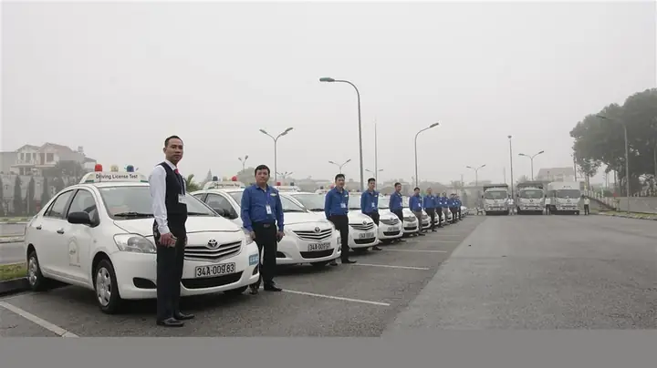 Ý Nghĩa Các Loại Bằng Lái Xe Ô Tô B1, B2, C, E, F Là Gì