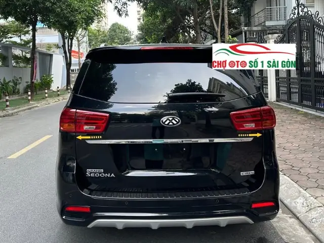 Hình Ảnh Sườn Xe Ô Tô Cũ Kia Sedona 2019