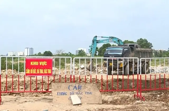 Xe Ô Tô Đổ Đất Sai Quy Định: Mức Phạt Và Hệ Lụy Xe Ô Tô Đổ Đất Sai Quy Định: Mức Phạt Và Hệ Lụy