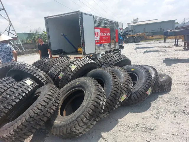 Đại Lý Lốp Xe Ô Tô Tải Cũ, Lốp Xe Ben Cũ, Lốp Xe Container Cũ Giá Rẻ Tại ... Đại Lý Lốp Xe Ô Tô Tải Cũ, Lốp Xe Ben Cũ, Lốp Xe Container Cũ Giá Rẻ Tại ...