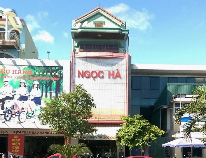 gia-vang-ngoc-ha-quang-binh-hom-nay-2026-du-bao-phan-tich_285