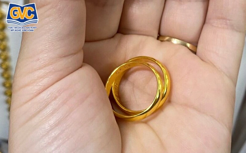 Biến động giá vàng 18k