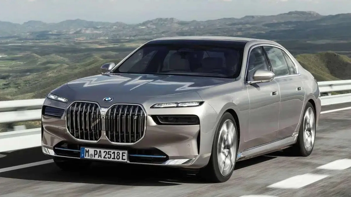 bmw-cua-nuoc-nao-he-lo-nguon-goc-va-lich-su-phat-trien-an-tu_773