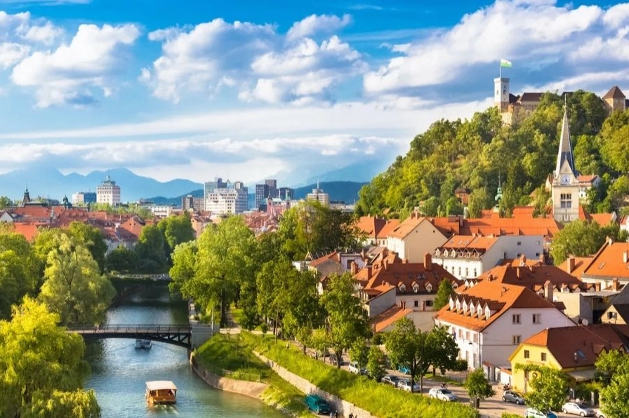 Slovenia Là Nước Nào? Khám Phá Quốc Gia Xanh Mát Châu Âu Cảnh đẹp thiên nhiên Slovenia