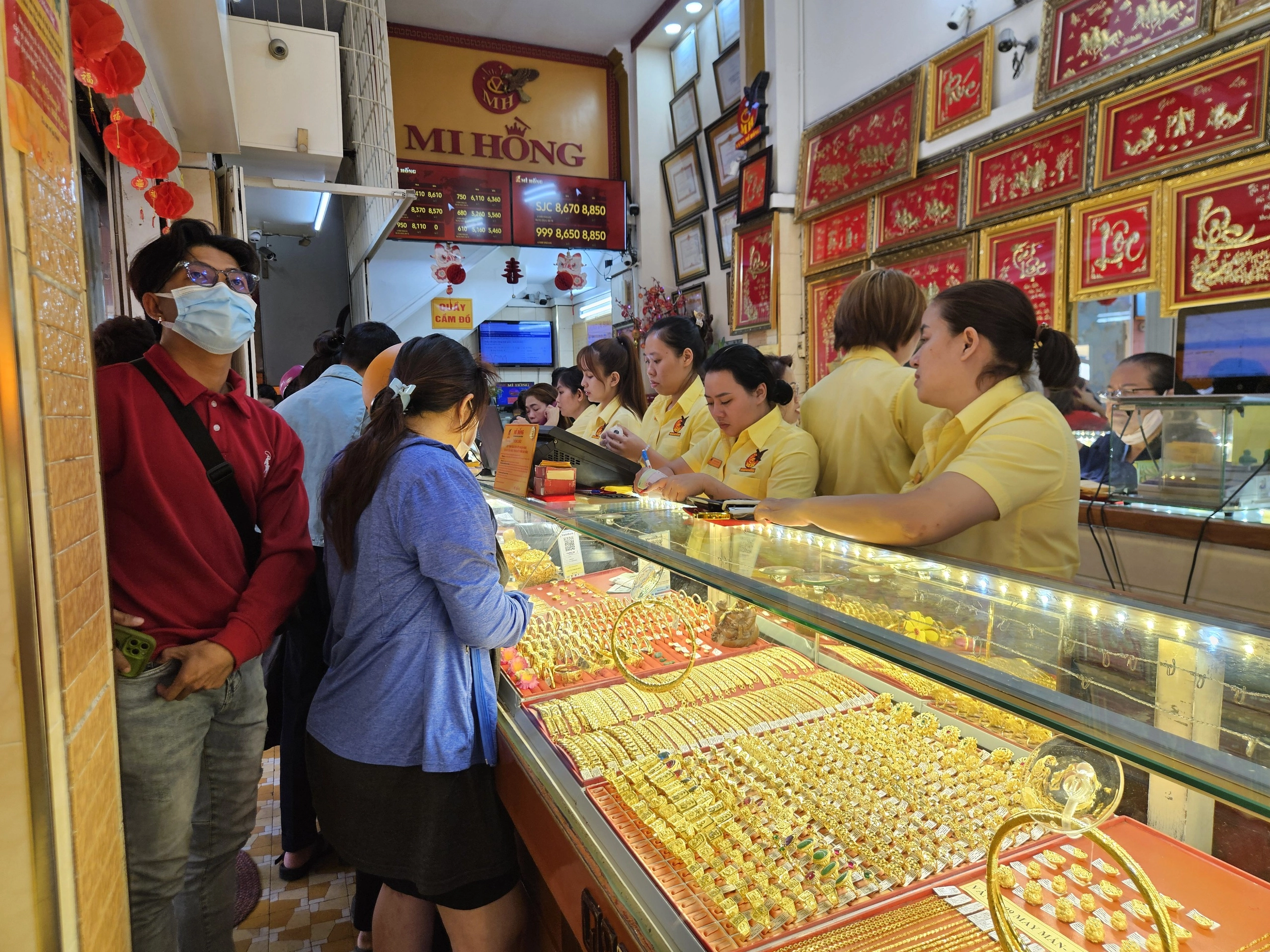 Mi Hồng Tiệm Vàng 2026: Đánh Giá Chuyên Sâu & Xu Hướng Mới Nhất Chọn trang sức vàng phù hợp
