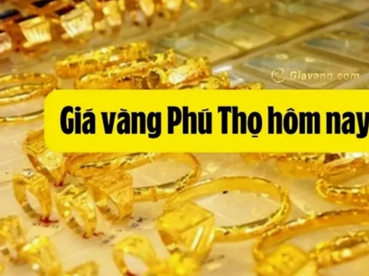 Cửa hàng vàng Nam Thành Việt Trì trưng bày sản phẩm